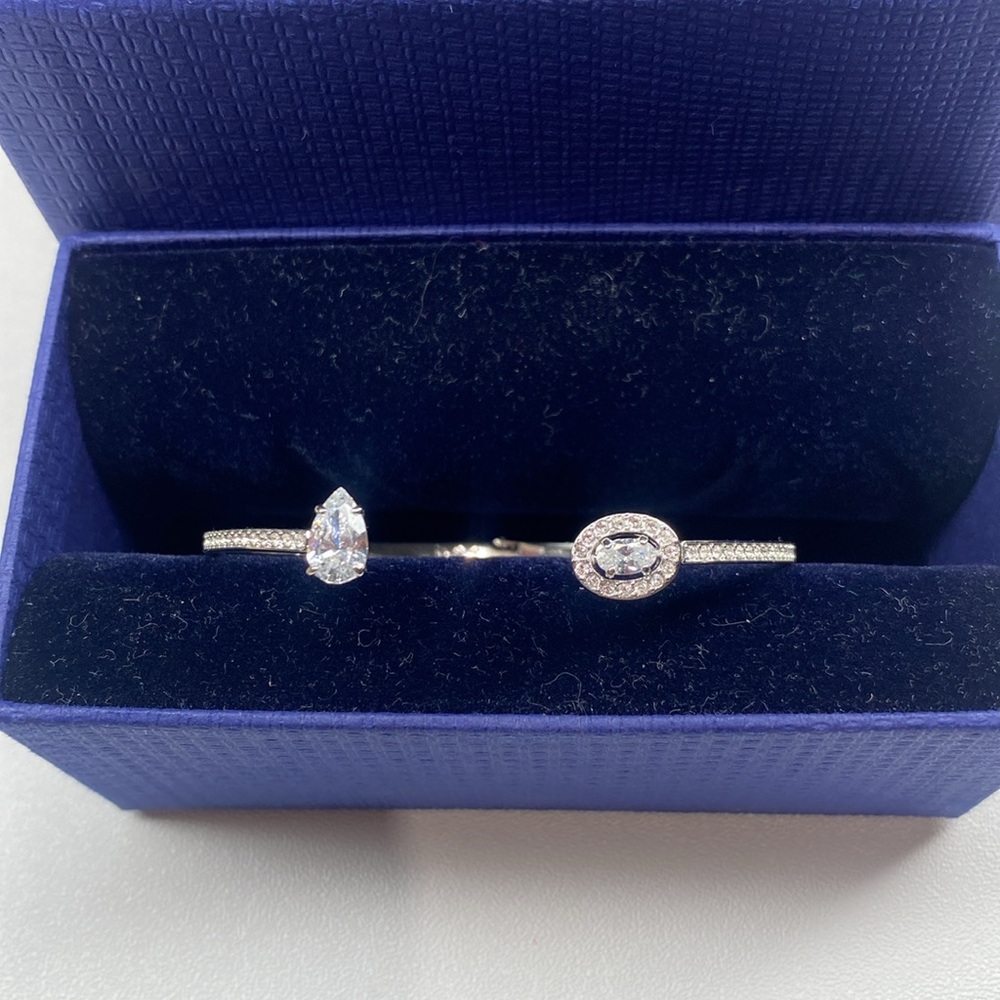 Swarovski Attract Bangle, White, Rhodium plating - Picture 5 of 16